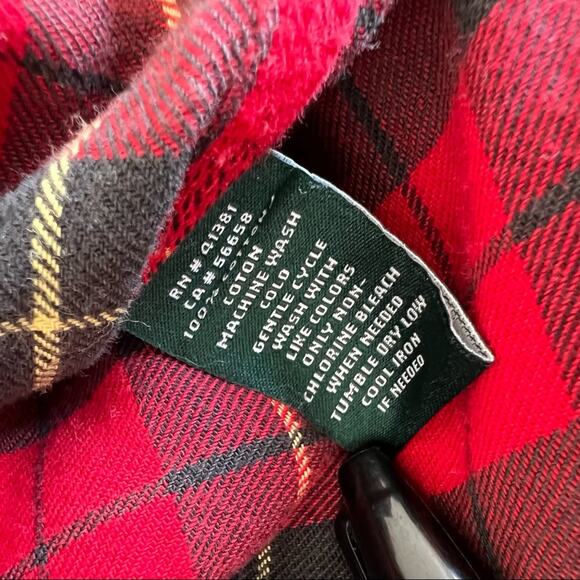 Lauren Ralph Lauren Plaid Flannel Size PM Red Cotton Long Sleeve Button Down - Picture 6 of 7